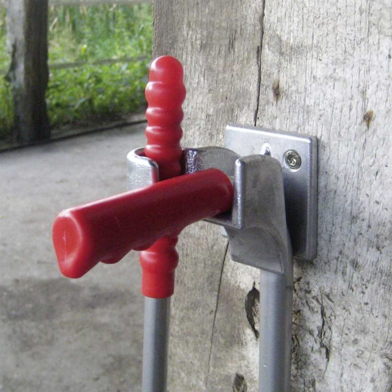 Porte pelle et râteau à crottins